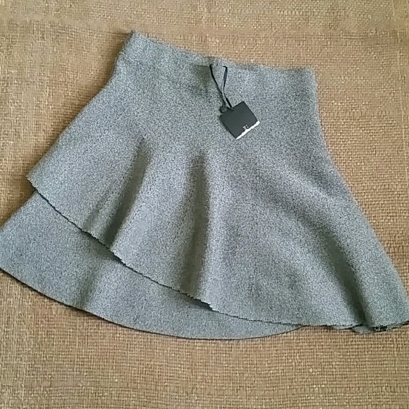 Zara Dresses & Skirts - Nwt Zara basic skirt